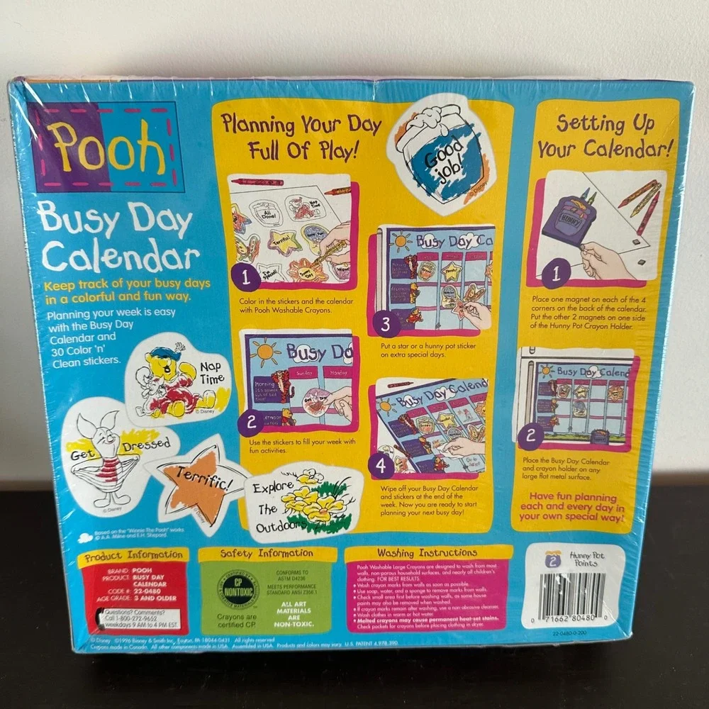 VTG 1996 Winnie the Pooh Busy Day Calendar Crayola Sealed Disney Activity Set